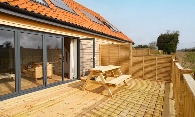 East Dereham Casa | Number Two | PigLets - Norfolk Holiday Properties