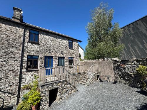 Kendal Casa | Number Two, Yard 12 Kendal
