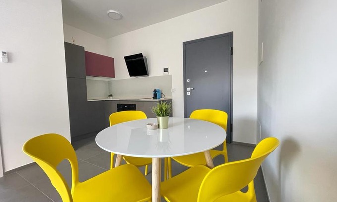 Tortoreto Lido Apartamento | Nuovo a 40 passi dal mare. A casa di “Bicca”