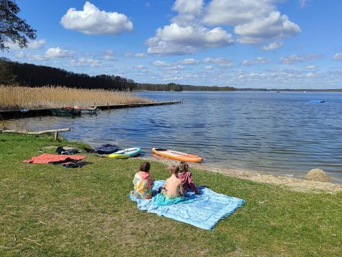 Oberhavel Otro | !Nur Stellplatz! Wohnwagen- & Mobil und Zelt Stellplatz "121", an der Mecklenburger Seenplatte