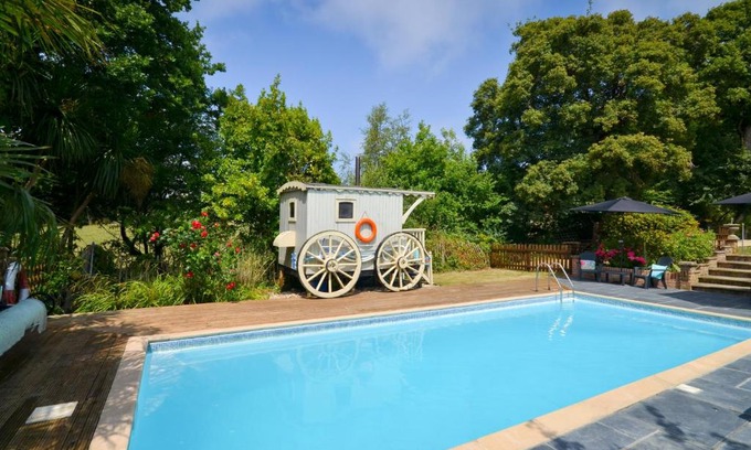 Whippingham Casa | Nutkins Lodge