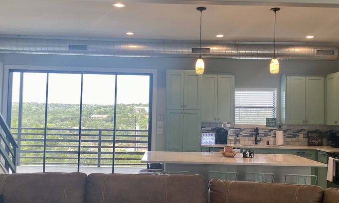 Burnet Casa | Vacation Villa by Lake Buchanan and Spider Mountain