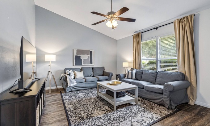 Westover Hills Casa | NW Hills Family Fun!