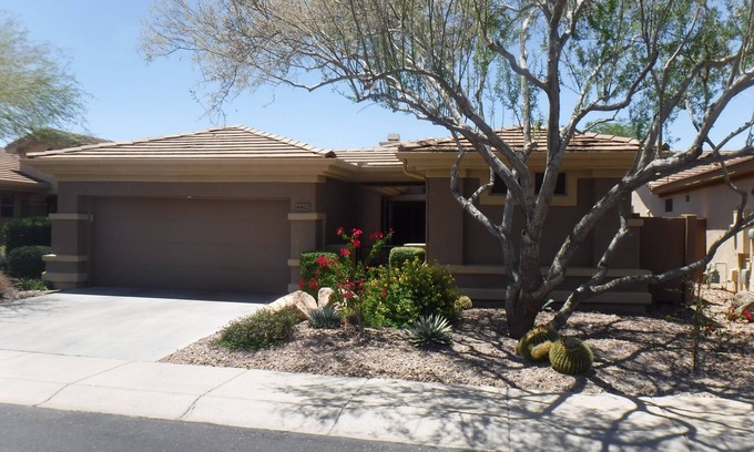 Anthem Country Club Casa | NW Phoenix in Gated Anthem Country Club - House + Guest Casita