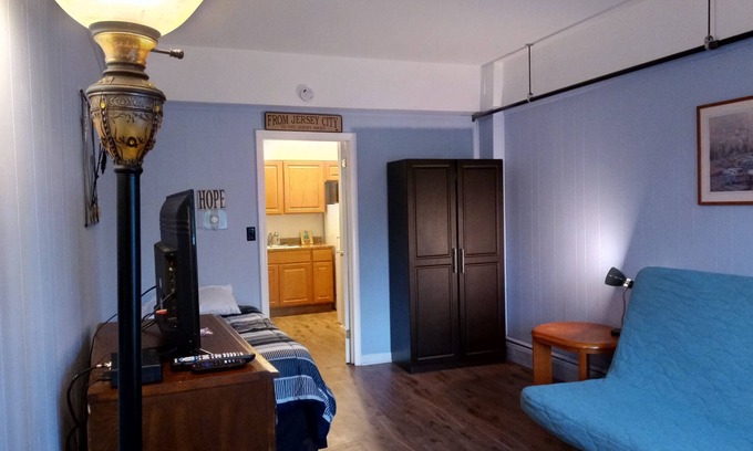Laurence Harbor Apartamento | NYC Beach Suite 7 min. caminar a la costa de Jersey