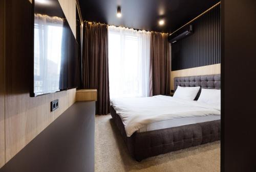Shevchenkivs'kyi District Apartamento | Nyvky Like Home - Файна Таун із сезонним басейном - Кв 175 низький поверх