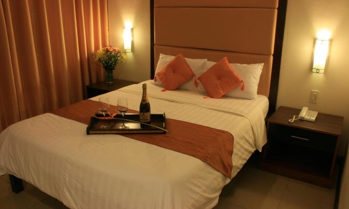 Bacolod Hotel | O Hotel
