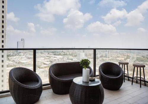 Bat Yam Apartamento | O&O Group- Special Apartment Sea View Luxury Tower