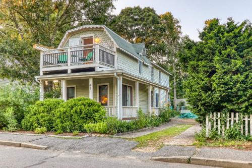 Oak Bluffs Casa | Oak Bluffs Cottage