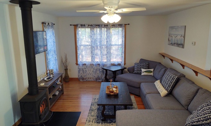 Oak Bluffs Casa | Oak Bluffs Retreat - The perfect getaway!