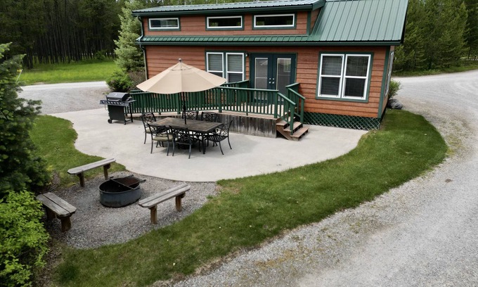 West Glacier Cabina | Oak Cabin West Glacier