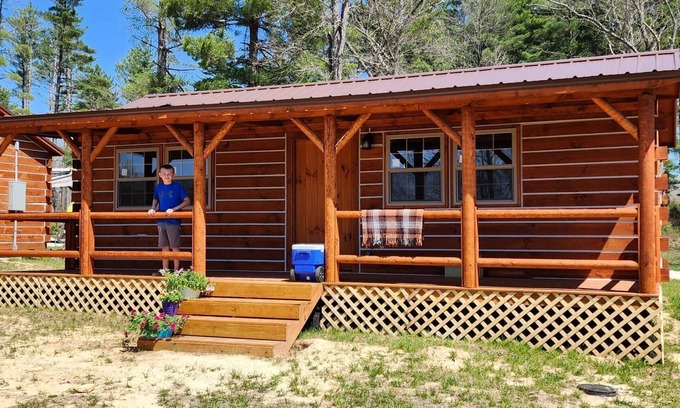English Cabina | Oak Camping Cabin