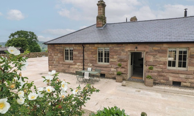 Crich Casa | OAK COTTAGE - FOLD YARDS, character holiday cottage in Alderwasley