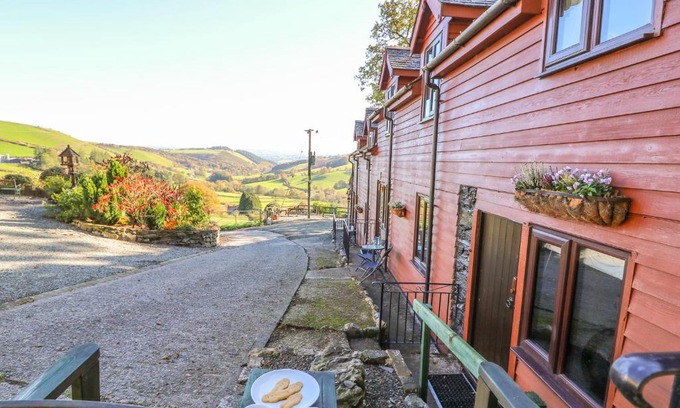 Llanidloes Apartamento | Oak Cottage