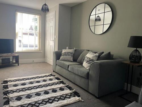 King's Lynn Apartamento | Oak House - 3 Bedroom Townhouse with free parking in the town centre by ShortStays4U