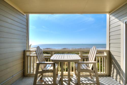 Caswell Beach Casa | Oak Island Beach Villa 207