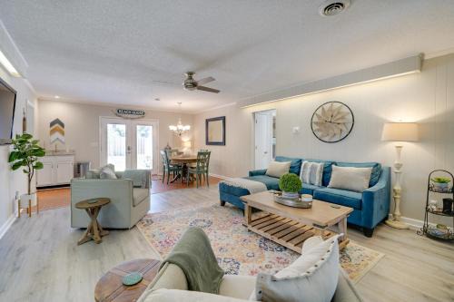 Long Beach Casa | Oak Island Home with Spacious Backyard and Porch