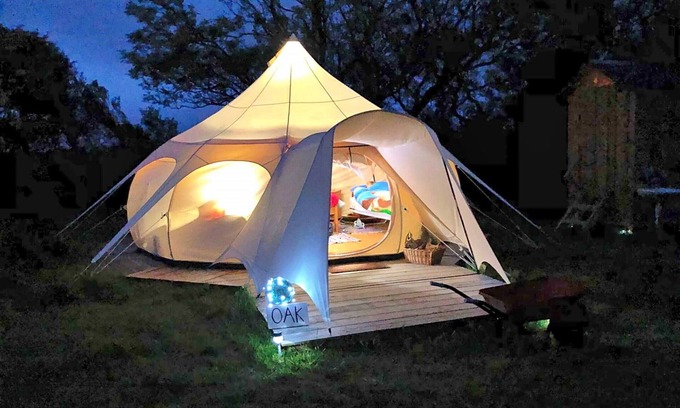 Ilfracombe Chalet De Esquí | Oak Lotus Belle Tent