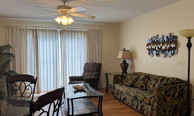 Biloxi Apartamento | Oak Shores Getaway Unit F103