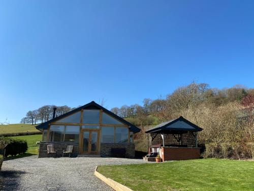 Tirabad Casa | Oak View Cottage