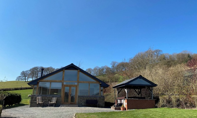 Tirabad Cabaña | Oak View Cottage