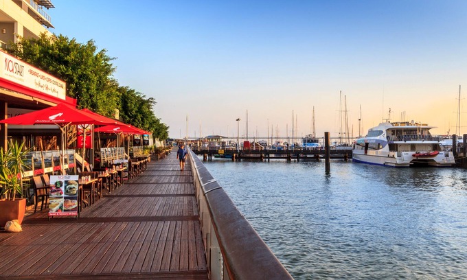 Cairns Central Business District Hotel | Oaks Cairns Hotel