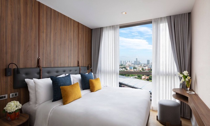 Nonthaburi Hotel | Oakwood Suites Tiwanon Bangkok
