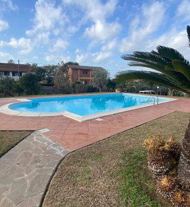 Aprilia Casa | Oasi di Angelica con piscina privata