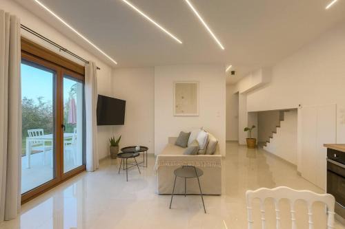Serres Apartamento | Oasis Acropolis Serres With Parking Next to Center