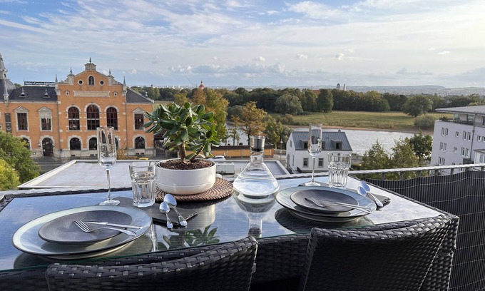 Friedrichstadt Apartamento | Oasis Appart - Living on the Elbe Valley - Balcony - Netflix - Underground parking