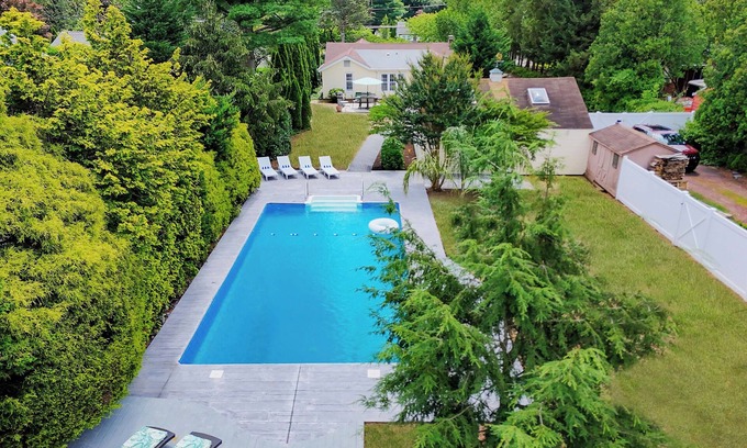 Brick Casa | Oasis at the Jersey Shore! 4 Bedrooms, Pool, Pickleball Court, Pool House & More