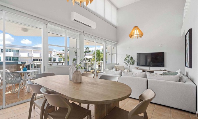 Zarzal Apartamento | Oasis by the Sea | Beach Penthouse w. Rooftop