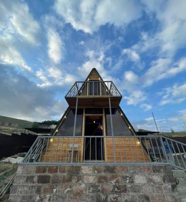 Gegharkunik Casa | Oasis Home on Lake Sevan