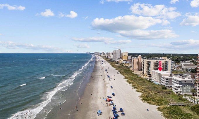 Crescent Beach Hotel | Oasis Hotel