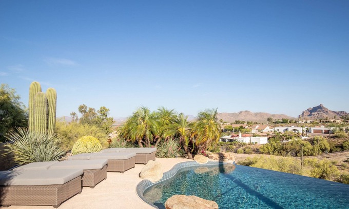 Fountain Hills Casa | Oasis in the Sun by HomeSlice Stays