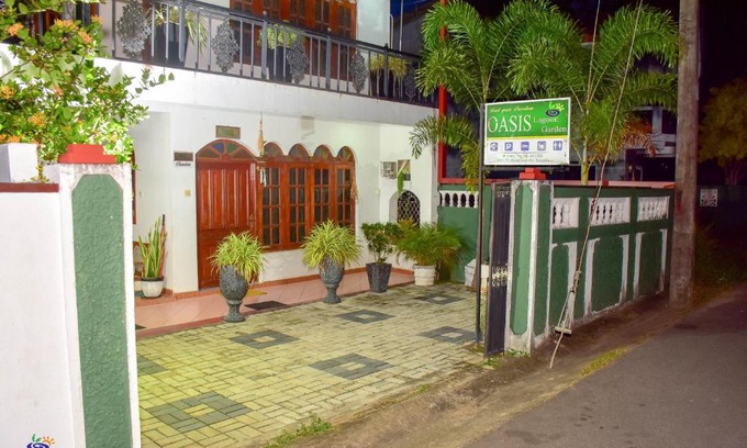 Tangalle Hotel | Oasis Lagoon Garden