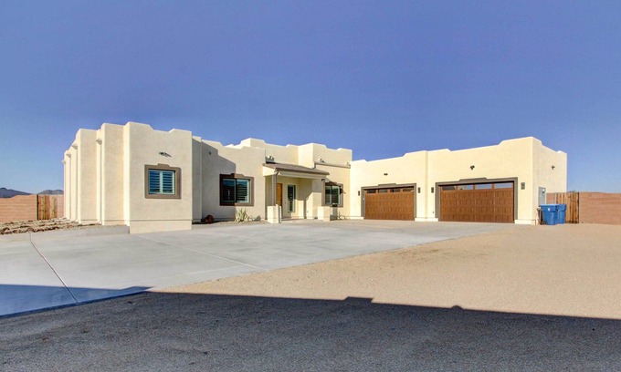 Anthem Casa | Oasis-Like Phoenix Home w/ Private Outdoor Pool!
