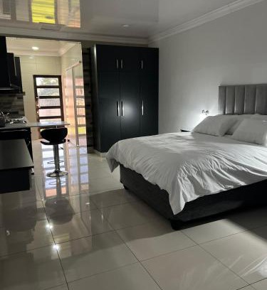 Volksrust Casa | Oasis Lux Apartments