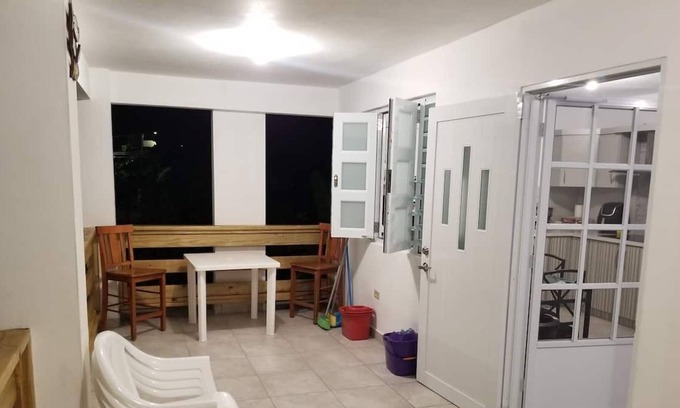 Puerto Nuevo Apartamento | Oasis@MarBella is located in Playa de Vega Baja.