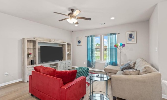 Highlands - Perkins Casa | Oasis of Relaxation next to LSU perfect for groups
