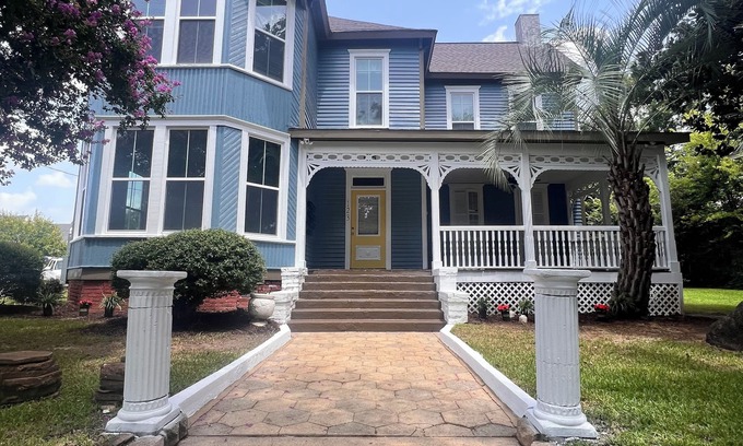 Americus Apartamento | Oasis Retreat nCharming, newly renovated 1/1 in the heart of downtown