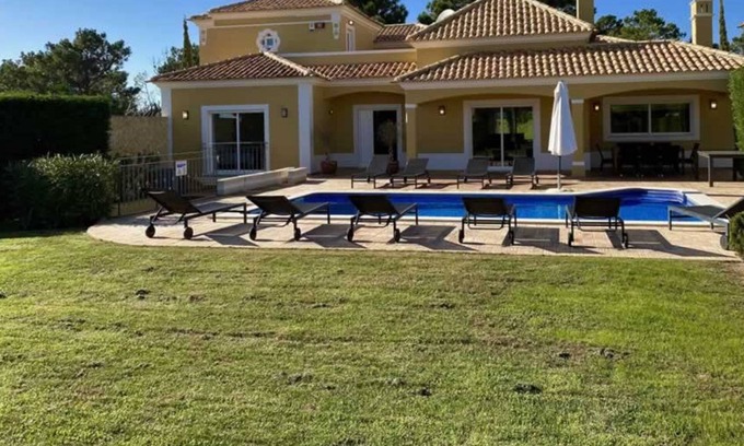 Sesmarias Villa | Impresionante villa de lujo moderna en la playa.