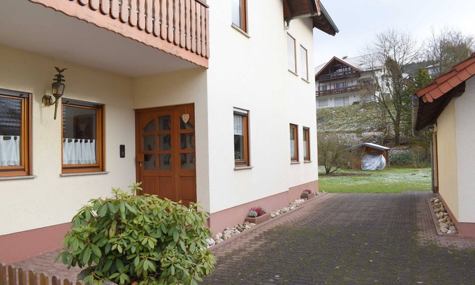 Untersensbach Apartamento | OB-Ferienwohnung Sensbachtal - Holiday apartment Sensbachtal