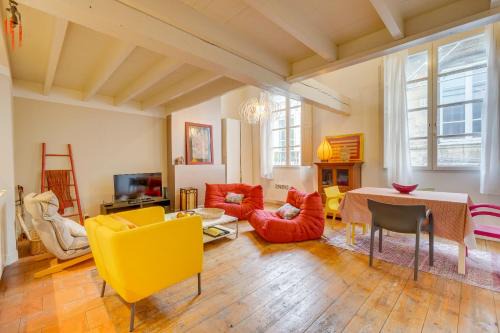 Saint-Michel Apartamento | Observance 2 bedroom duplex apartment