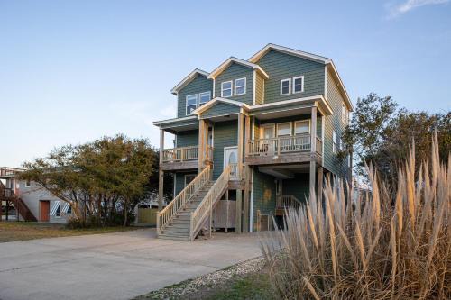 Kill Devil Hills Casa | OBX Landing - Ocean Views, Walk to the Beach, KDH MP 7.5