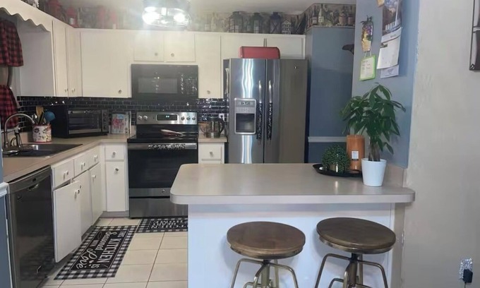 Candler Casa | Ocala’s Family Place - 3-bedroom house in fabulous Horse Capital Ocala with AC
