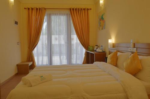 Hangnaameedhoo Casa | Ocean Beach Inn - Maldives
