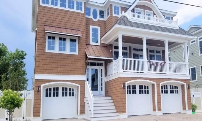 North Beach Haven Casa | Ocean Block with Pool in Brant Beach!