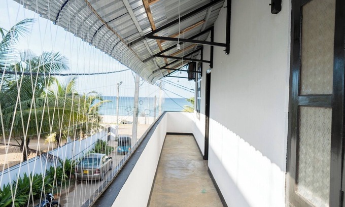 Trincomalee Hotel | Ocean Bloom Villa