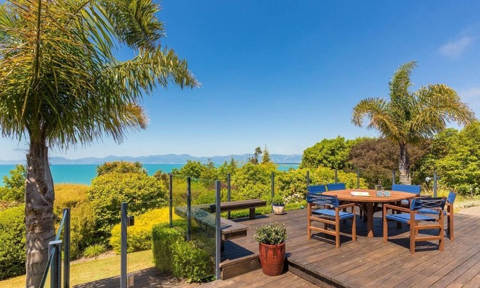 Ruby Bay Casa | Ocean Blue Summary:T